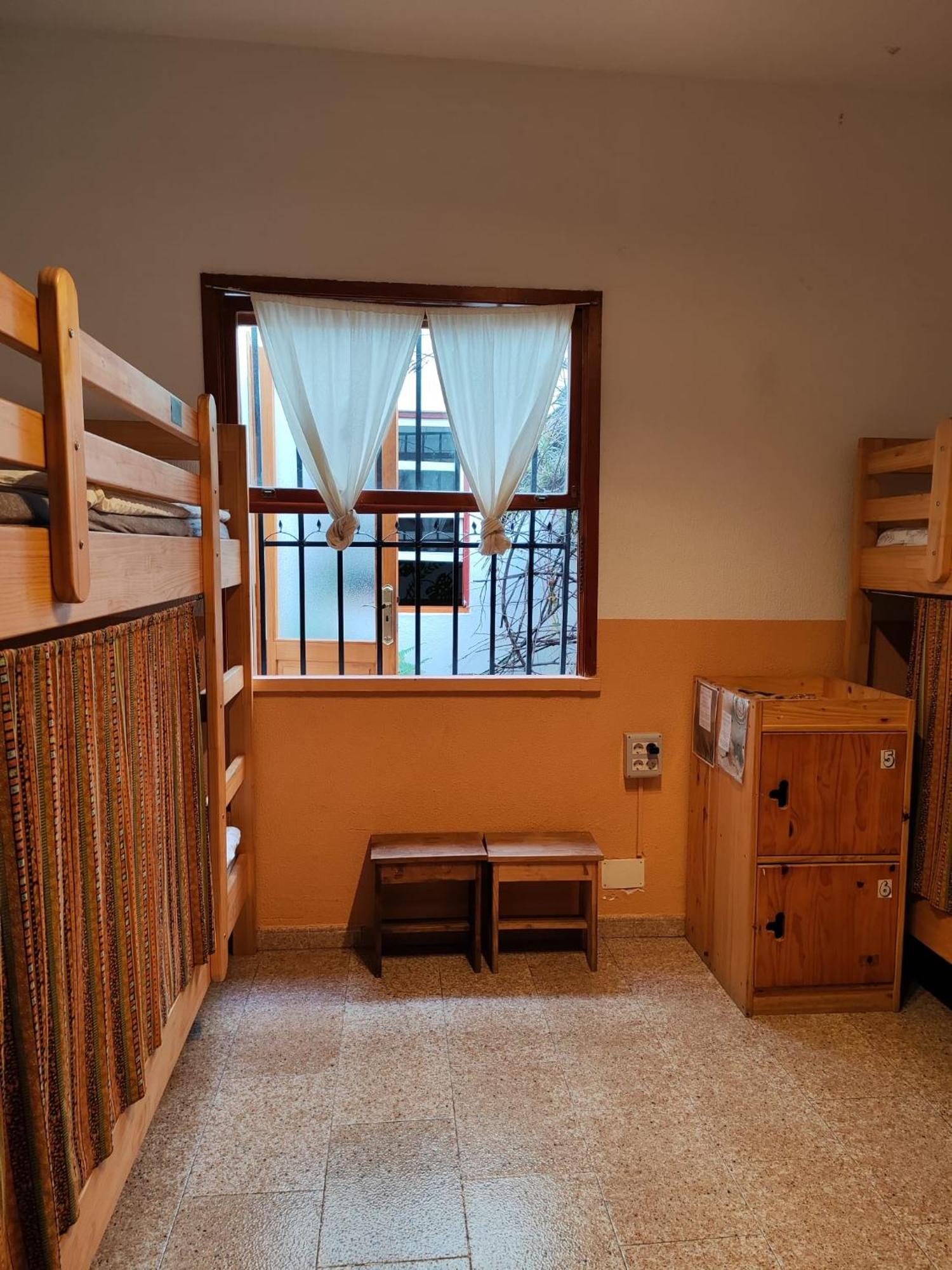 Hostel Vagamundo Los Llanos De Aridane Ngoại thất bức ảnh